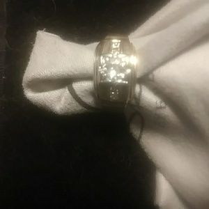 14KYG 3/4ct Diamond Ring w/#4 side diam.